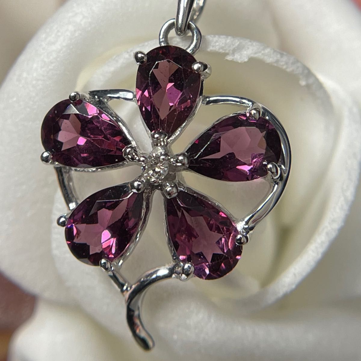 K18WGロードライトガーネットペンダントトップ2.317ct-