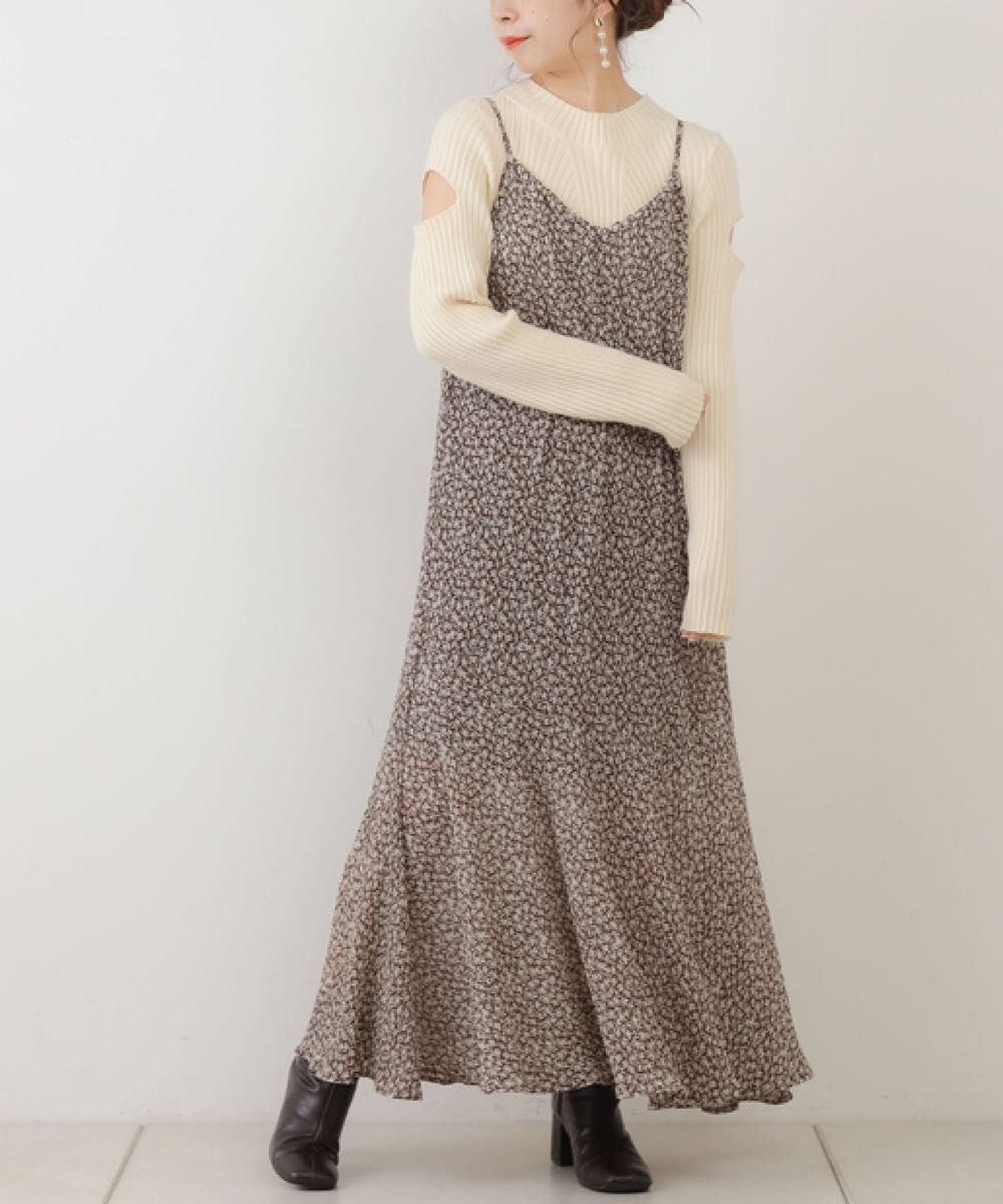 2022年春夏再入荷 Rene ストレッチ 裾フレアリボンワンピース ルネ
