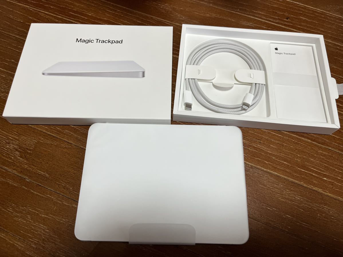 Apple Magic Trackpad 3（Multi-Touch対応）White Wireless Model A1535 MK2D3ZA/A マジック トラックパッド の画像1