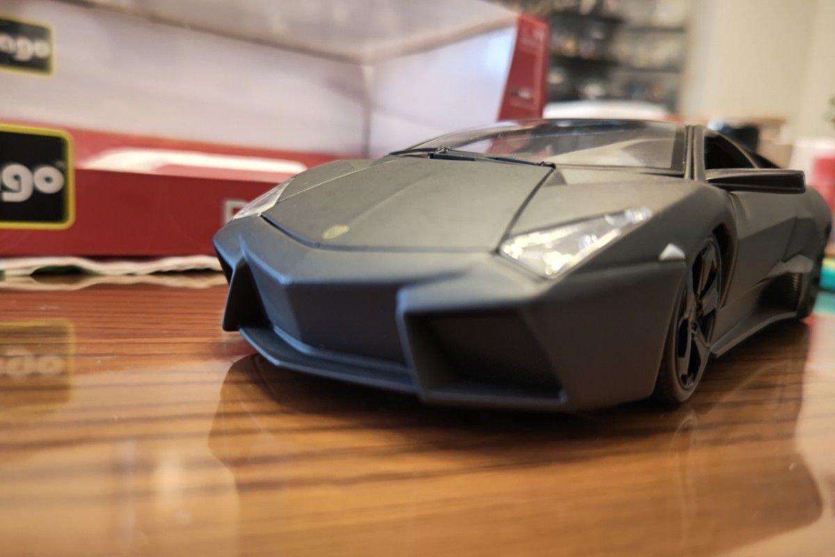  ランボルギーニ レヴェントン  Lamborghini REVENTON ブラーゴ　1/18 