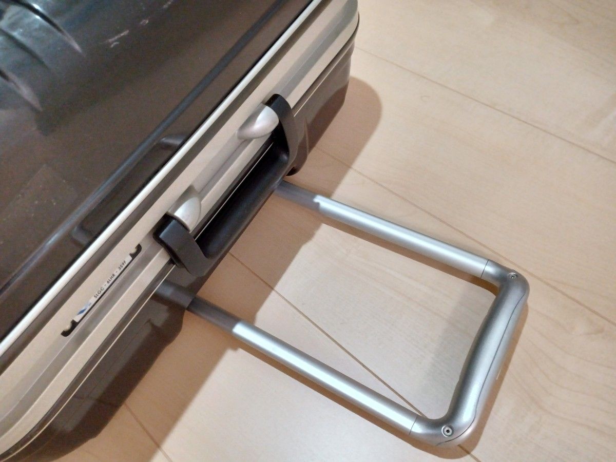 SUNCO サンコー 大型 スーツケース 黒 TSAカギ付き 大容量 中古 SUNCO サンコー 大型 スーツケース 黒 TSAカギ付き 大容量 中古