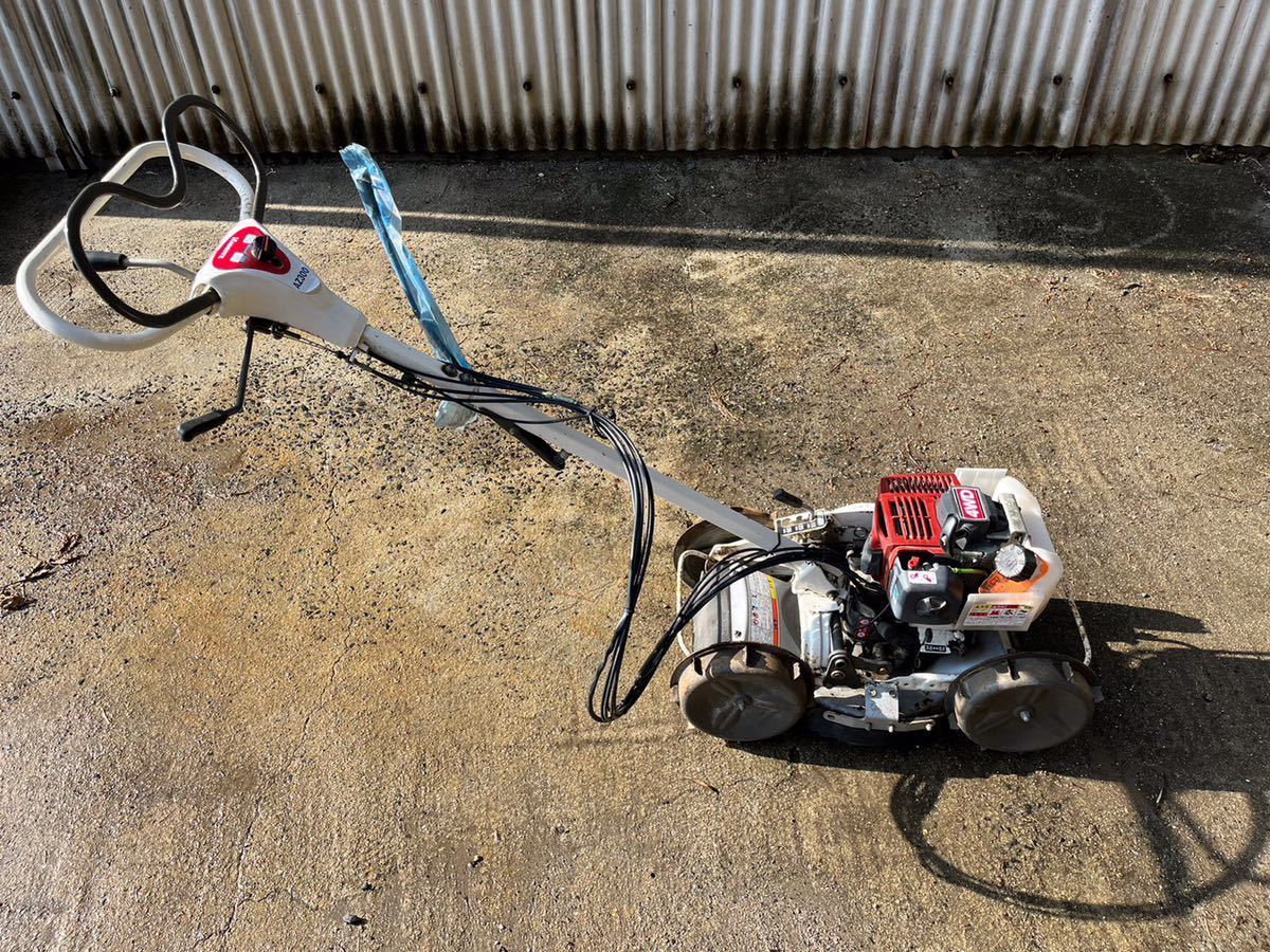 ◇使用わずか 動作OK! 共立 スパイダーモア AZ300 AWD 4WD 平地 ◇使用わずか 動作OK! 共立 スパイダーモア AZ300 AWD 4WD 平地