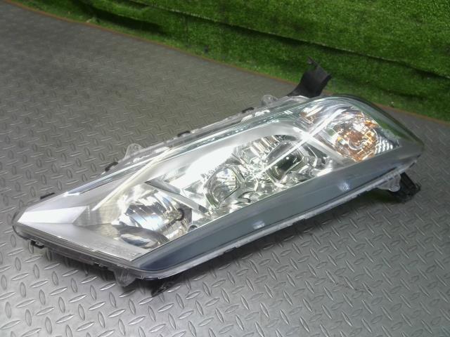 ホンダ(Honda) グレイス GM4 右ヘッドランプ 右ヘッドライト LED