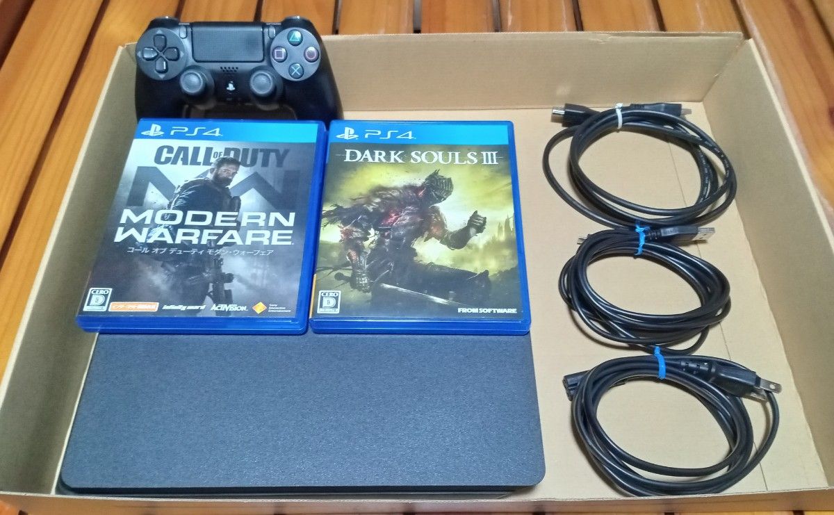 PS4 CUH-2200A 500GB ソフト2本 箱無し