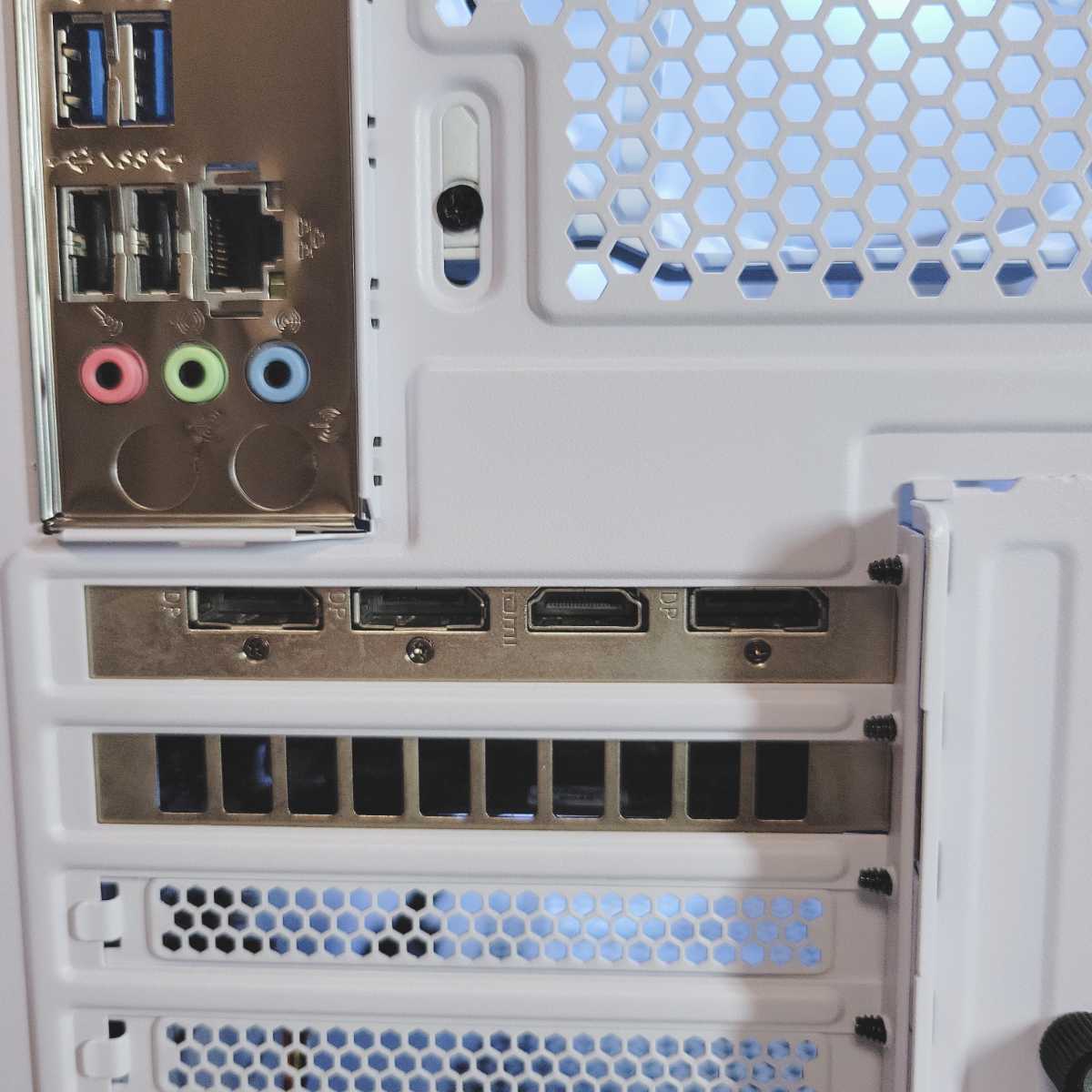 自作ゲーミングPC i3 12100f タブレット | d-edge.com.br