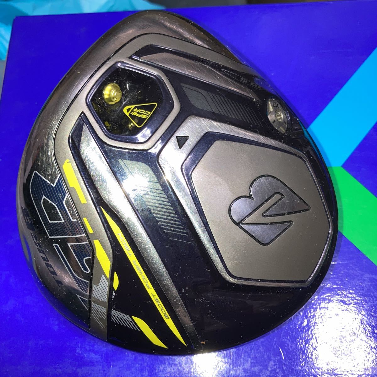 ブリヂストンJGR2019ヘッドのみ 凹み 難ありジャンク品 ロフト10.5° ヘッドカバーありません。ぶっ飛び_画像1