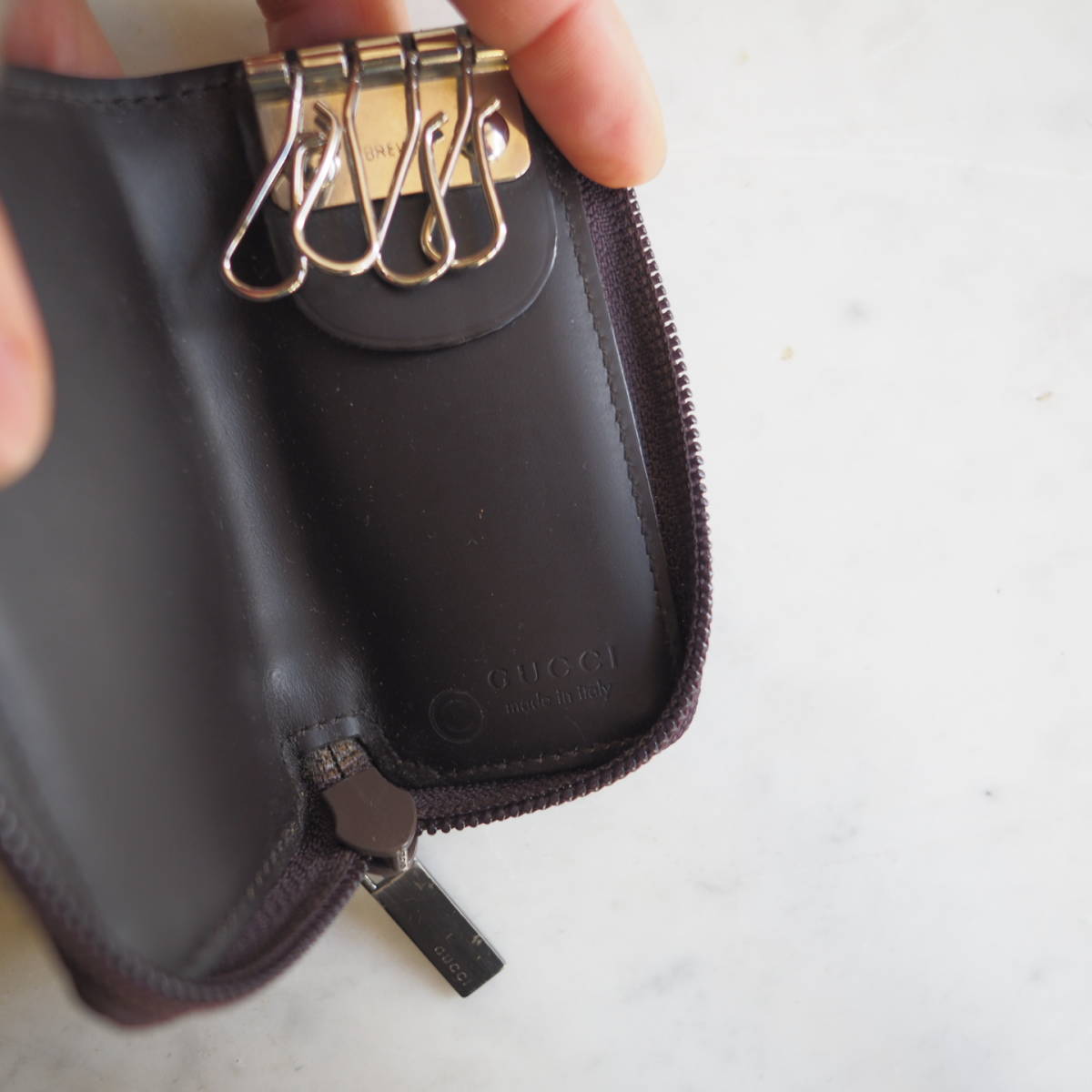 良品 グッチ GUCCI GG キーケース 鍵 4連 ダークブラウン 茶色