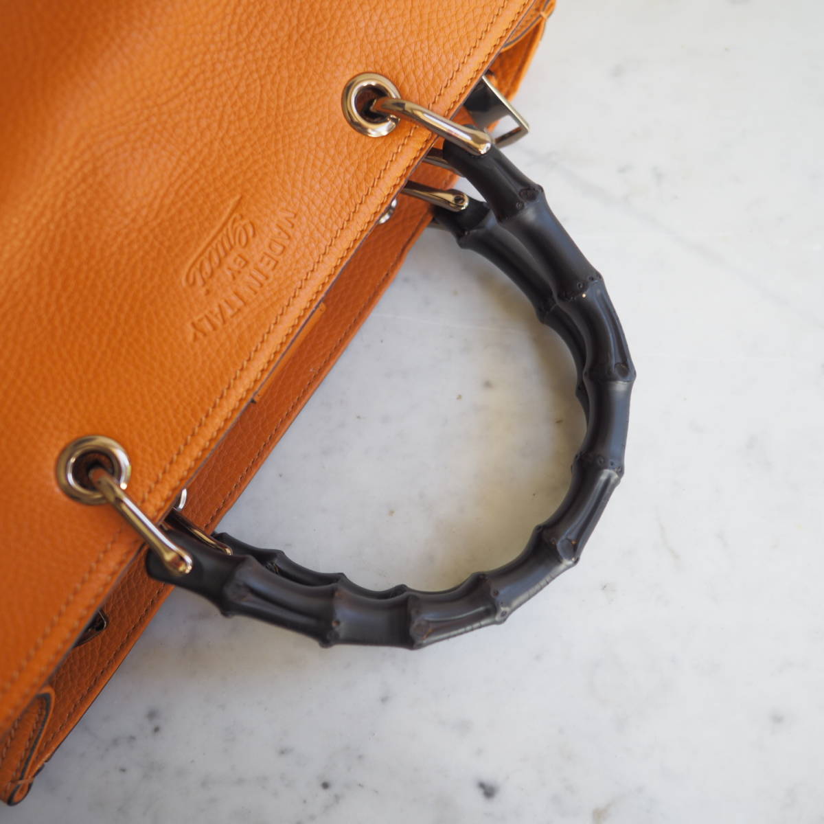 希少良品★ グッチ GUCCI ショッパー 黒 バンブー 2way ハンドバッグ ショルダーバッグ トートバッグ オレンジブラック レディースブランド