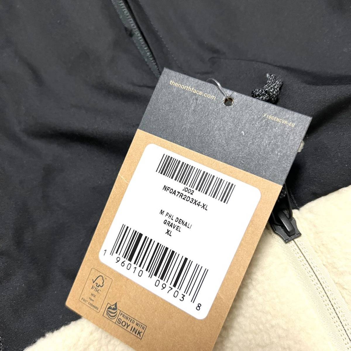 難有り XL 新品 海外限定デザイン ノースフェイス センターロゴ 難有り XL 新品 海外限定デザイン ノースフェイス センターロゴ