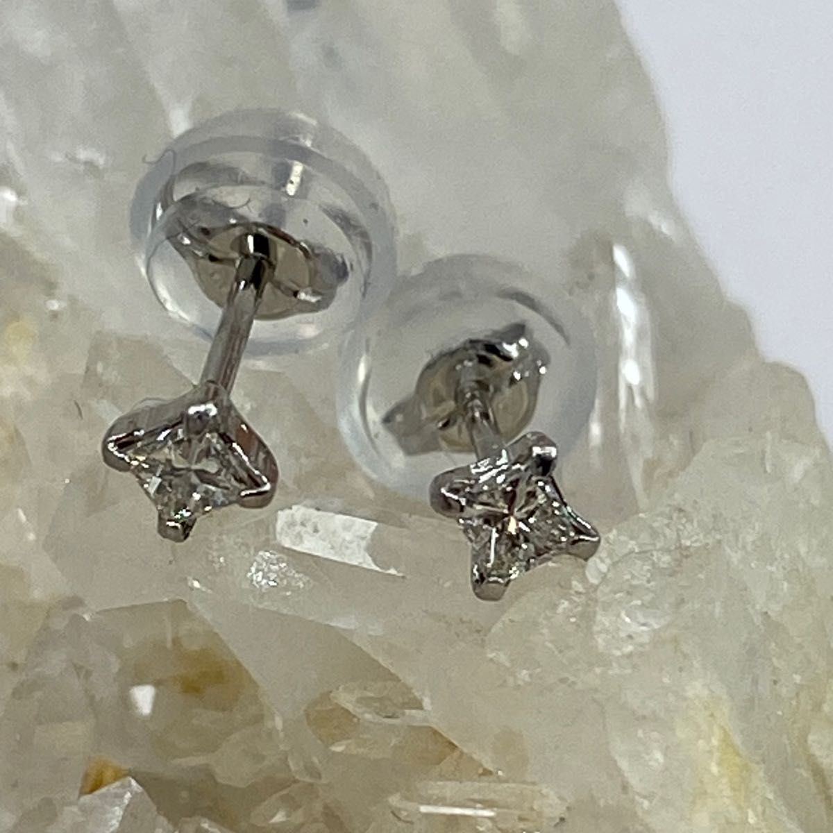 pt900 プラチナ　天然ダイヤモンド　0.08ct ピアス