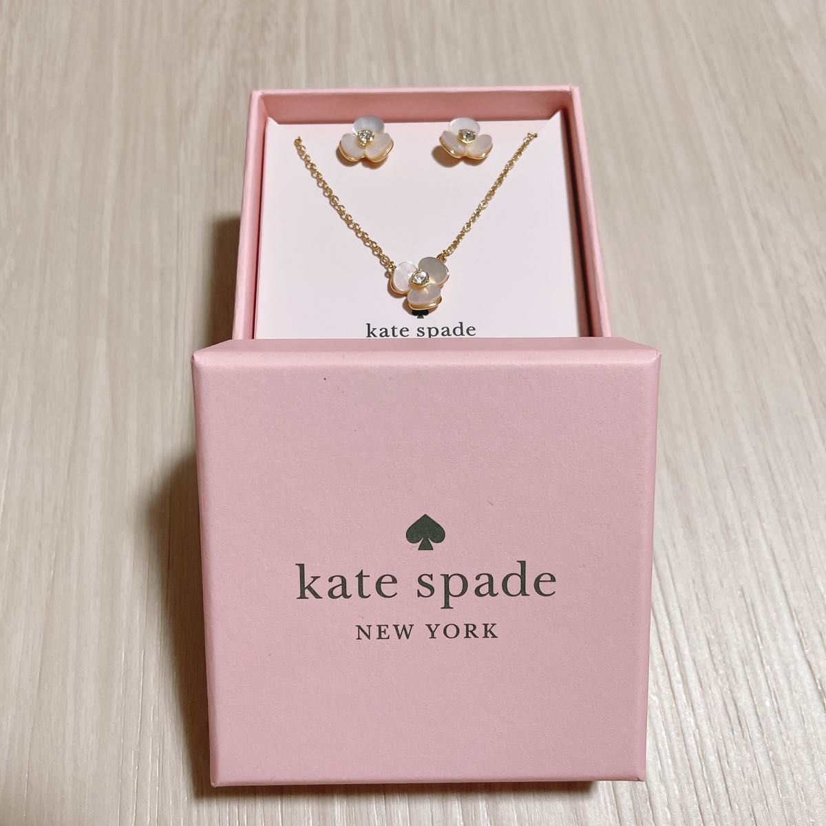 kate spade ネックレス ピアス セット kate spade ネックレス ピアス セット
