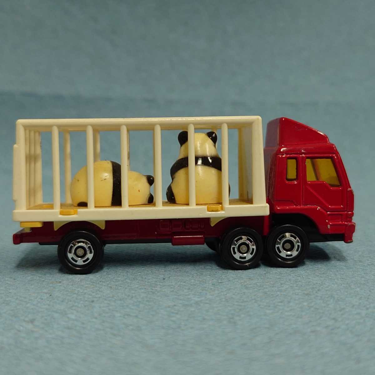 トミカ №7 三菱ふそうトラック 赤 動物運搬車 パンダ 1/102 MADE IN JAPAN 絶版希少 TOMICA FUSO TORUK_画像6