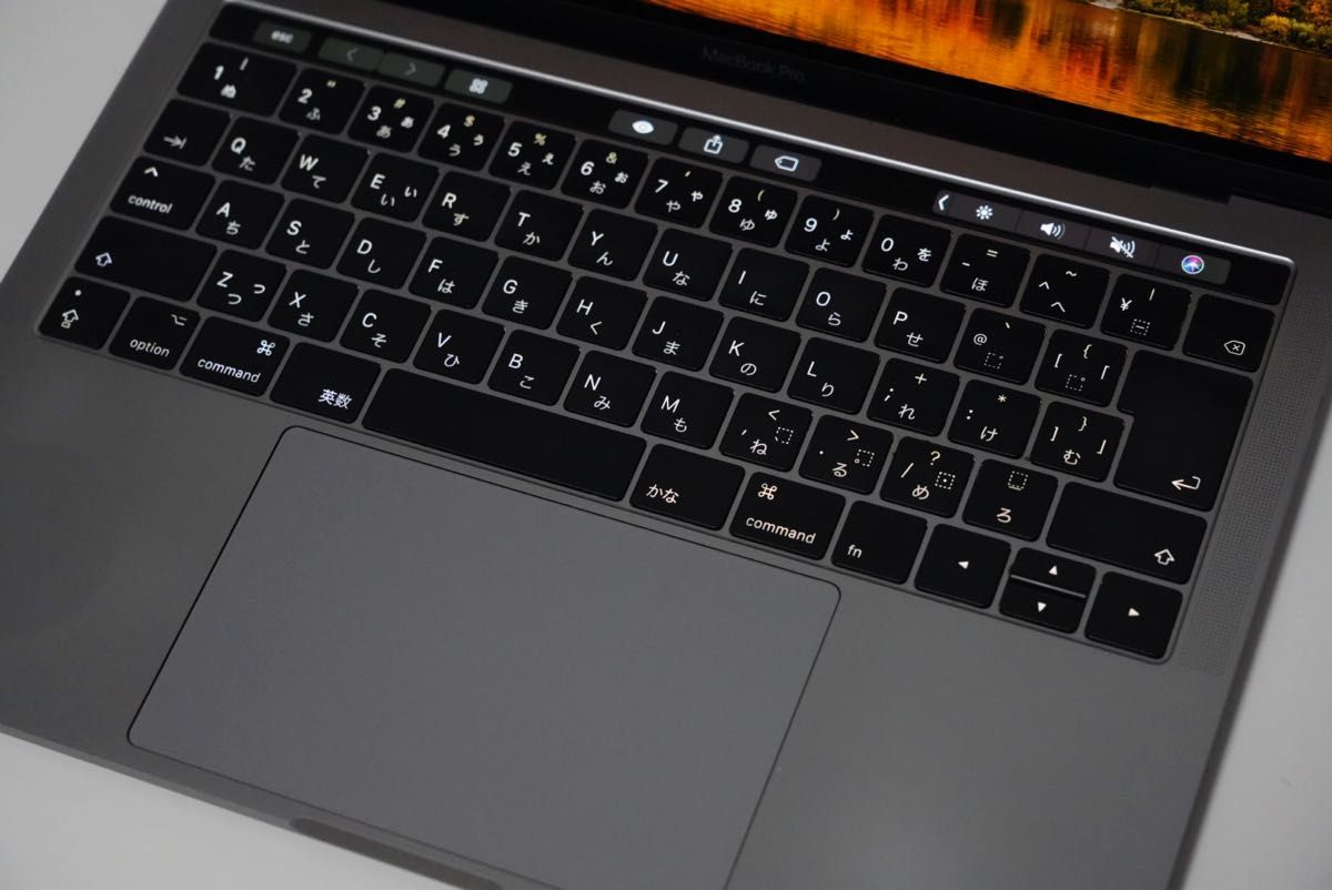 MacBook Pro 2017 13インチ i7 16GB 256GB