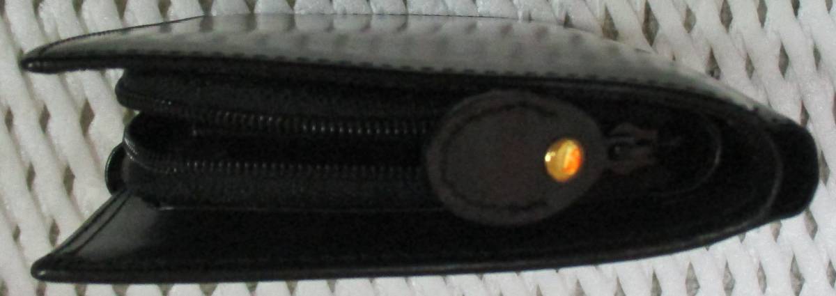 No3457　LEONARDO CENBALE レオナルドチェンバレ イタリア製　財布　中古品