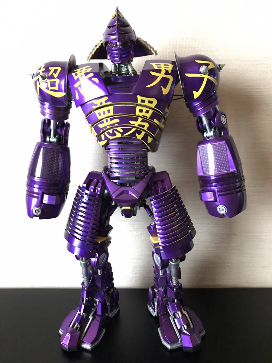 ThreeA Toys REALSTEEL Noisy Boy (リアル・スティール ノイジーボーイ