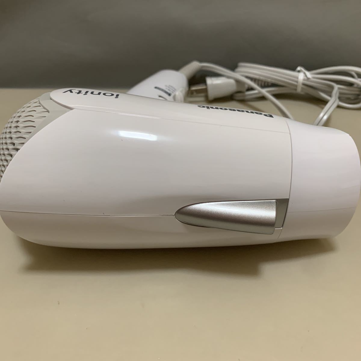 Y8912 パナソニック ドライヤー イオニティ コンパクト 白 EH Y8912 パナソニック ドライヤー イオニティ コンパクト 白 EH
