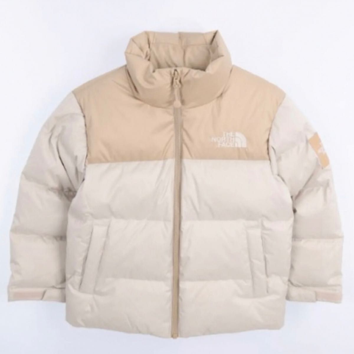 【新品タグ付き】ノースフェイス NUPTSEダウンジャケットキッズ ベージュ 150 THE NORTH FACE