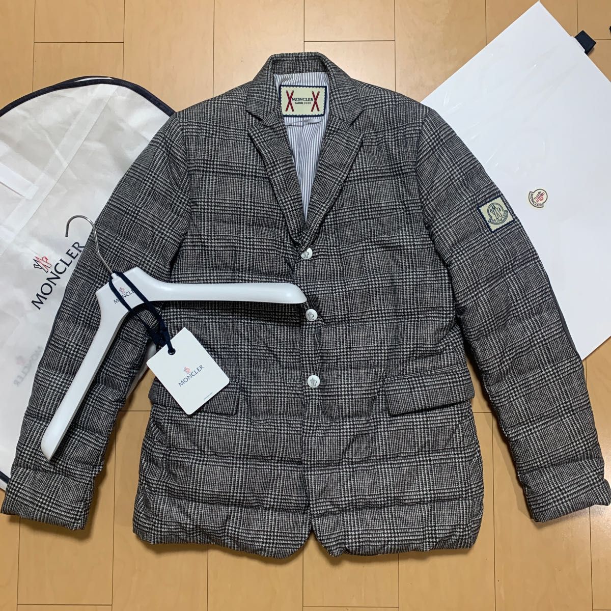 ダウンジャケット モンクレールガムブルー MONCLER GAMME BLEU トム