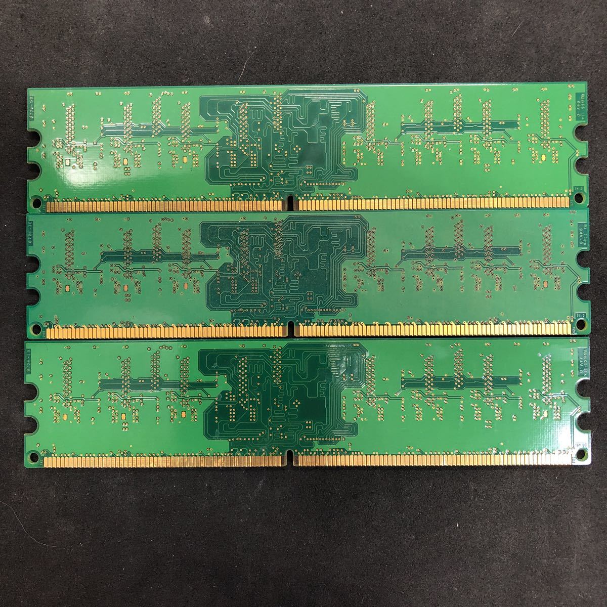 メモリ hynix PC2−5300U 512MB 3枚の画像3