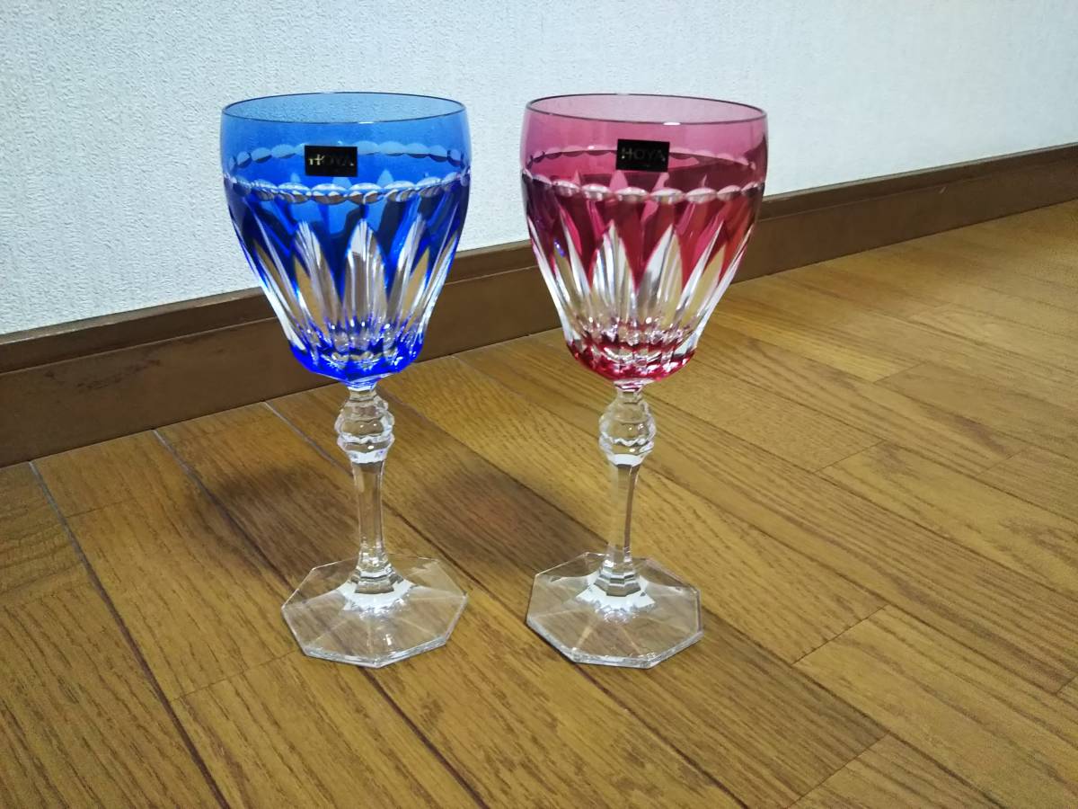 ◆HOYAクリスタル　被せ色ガラス　江戸切子ペア・ワイングラス◆未使用　撮影のために開封しました。