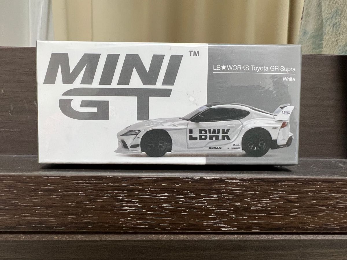 リバティーウォーク　スープラ　MINIGT ミニカー