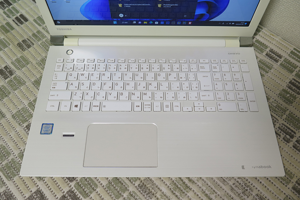 フルHD【高速Core i7(第7世代)★メモリ8GB+爆速新品SSD512GB】東芝 T75/DW 最新Windows11+Office2019 H&B ★ Blu-ray/Wi-Fi/HDMI_画像2