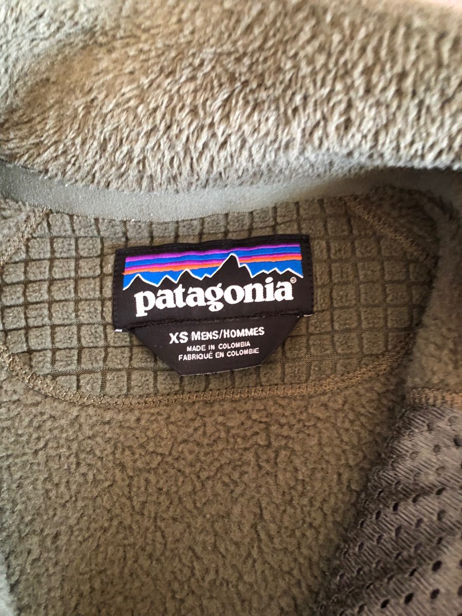 patagonia パタゴニア フリースジャケット　R2 カーキ　xs