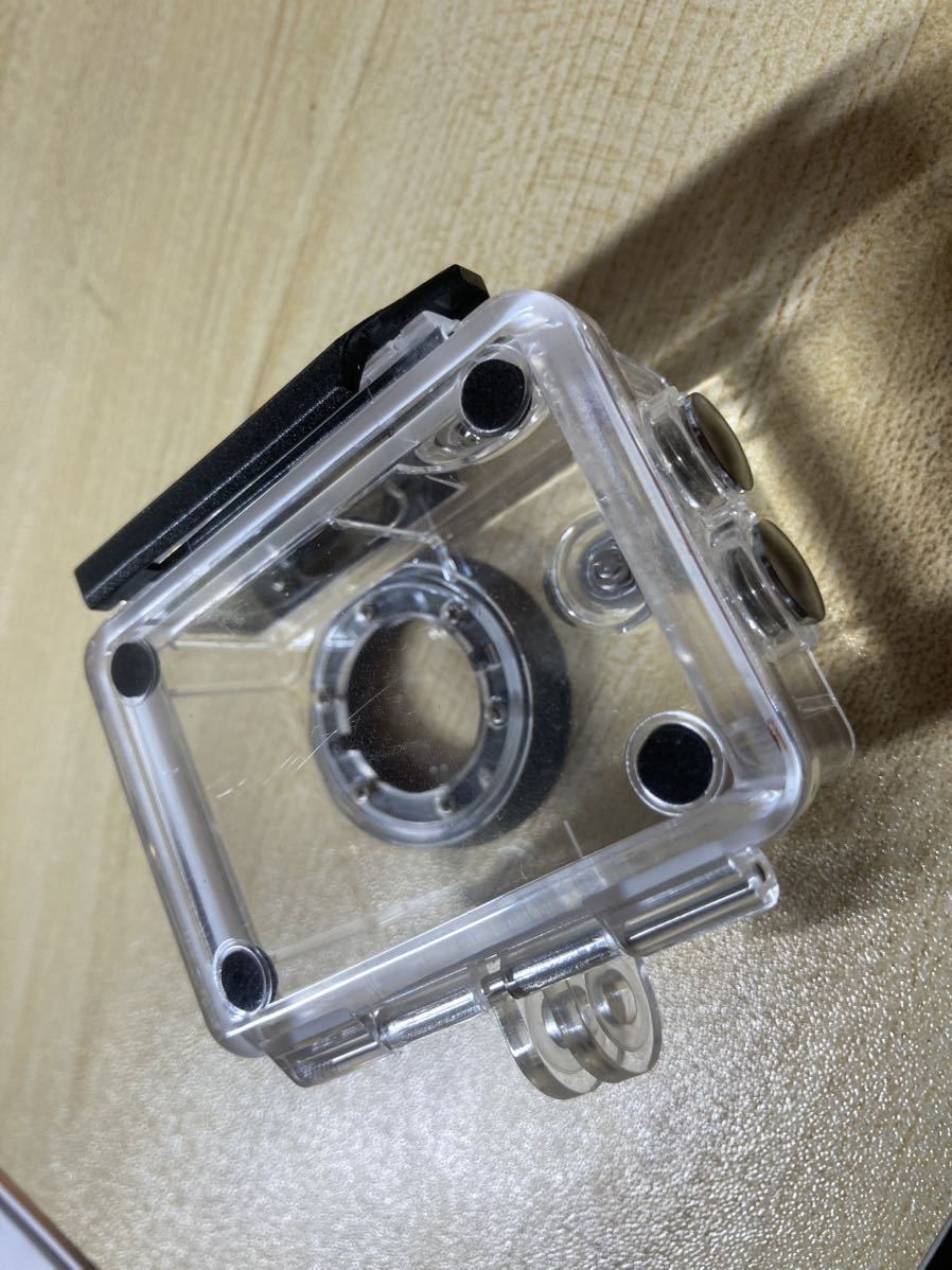 【美品】【送料無料】【説明書付】アクションカメラ　Apexcam M80 Air 4k マイクロSDカード64GBセット_画像3
