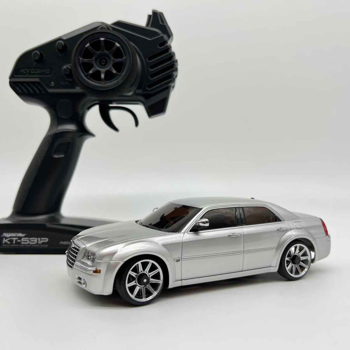 Yahoo!オークション - 京商 ミニッツ RWD クライスラー 300C Yahoo!オークション - 京商 ミニッツ RWD クライスラー 300C