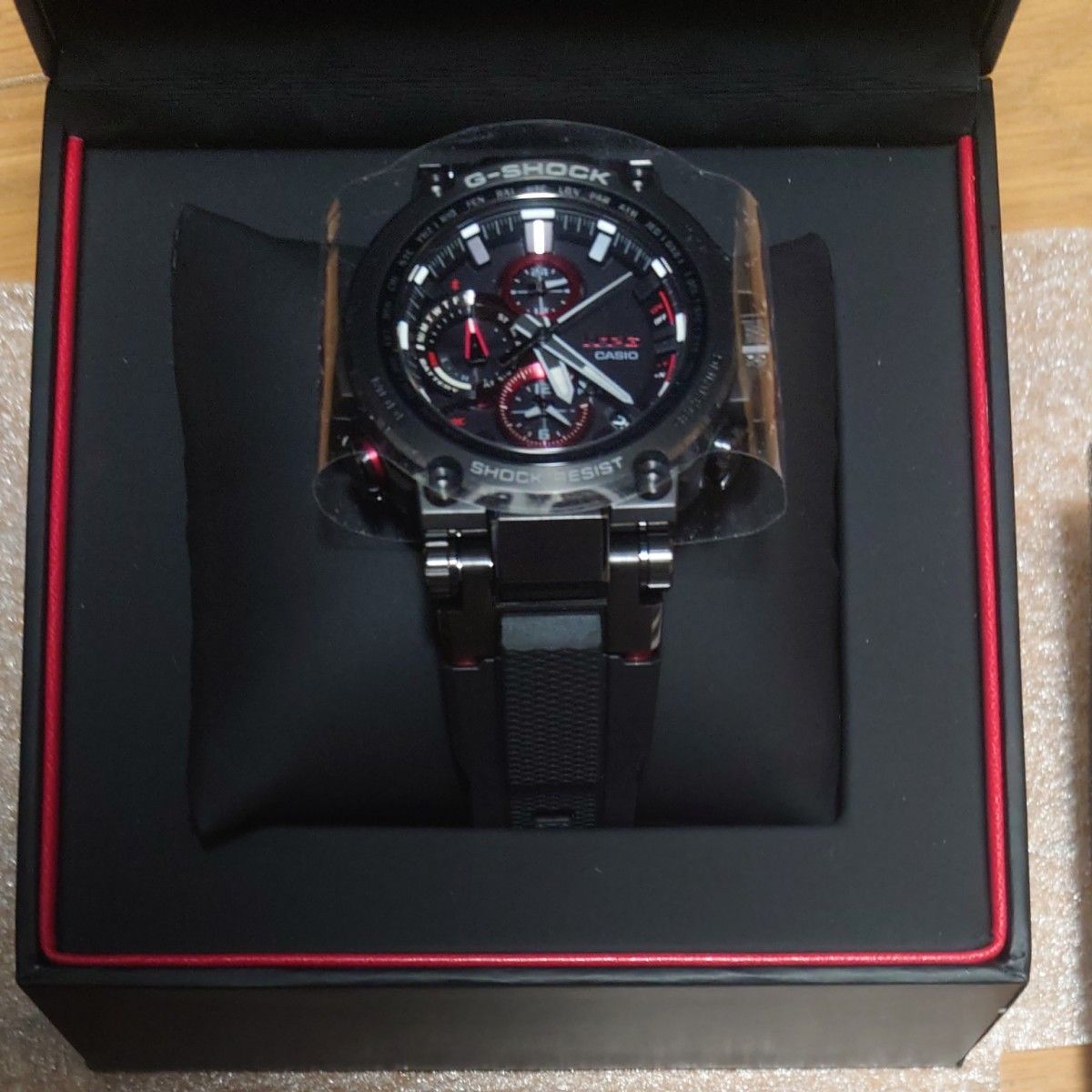 CASIO G-SHOCK MTG-B1000B-1AJF 腕時計、アクセサリー メンズ腕時計