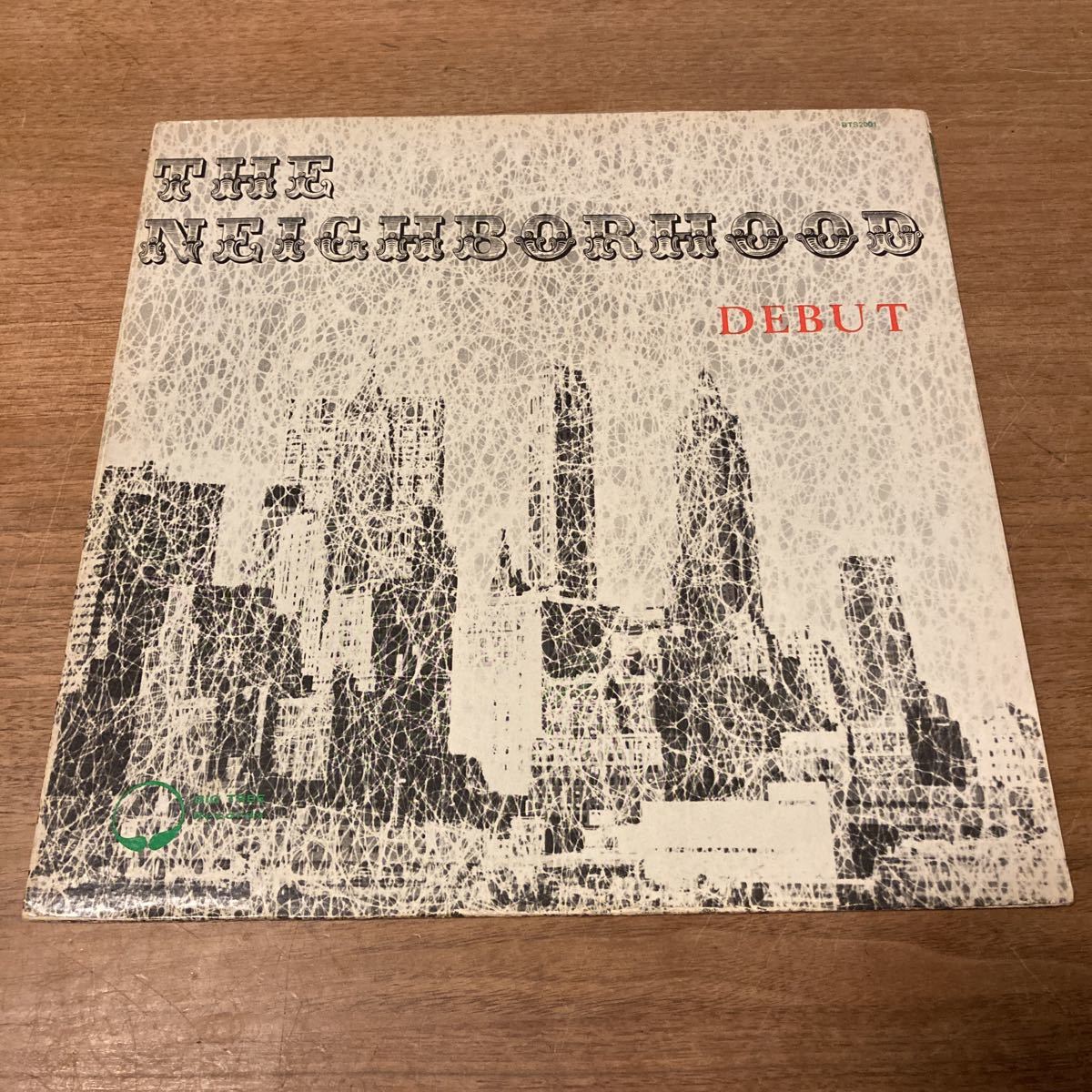 USオリジナル The Neighborhood『Debut』LP Soft Rock ソフトロック bts2001 So Many People」収録!!!_画像1