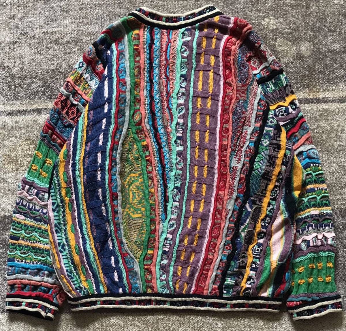 絶妙なカラー配色 芸術 90's vintage ★ COOGI AUSTRALIA ★ クージー オーストラリア 3D 立体 個性派 ド派手 コットン ニット セーター L_画像3