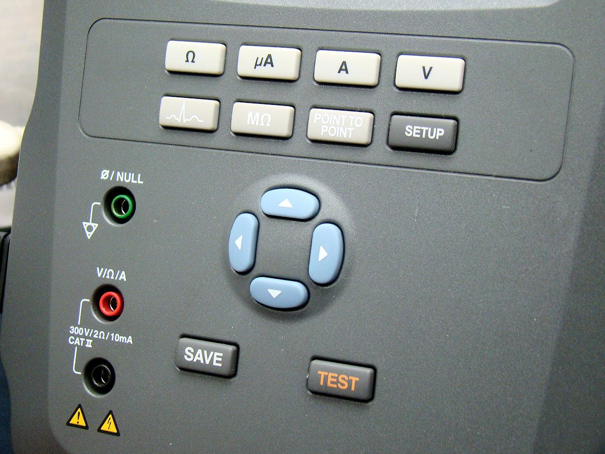 Yahoo!オークション - FLUKE ESA612 電気安全解析装置 模擬波形 Yahoo!オークション - FLUKE ESA612 電気安全解析装置 模擬波形