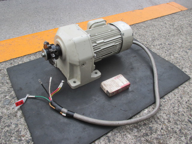 格安SALEスタート! s509★ギヤモーター 三相200V0.4kw4P RATIO 30 その他 格安SALEスタート! s509★ギヤモーター 三相200V0.4kw4P RATIO 30 その他