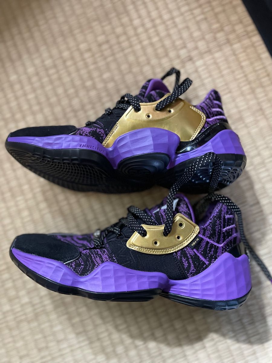 adidasのハーデン4のスターウォーズコラボ ライトセーバー adidas 不 adidasのハーデン4のスターウォーズコラボ ライトセーバー adidas 不