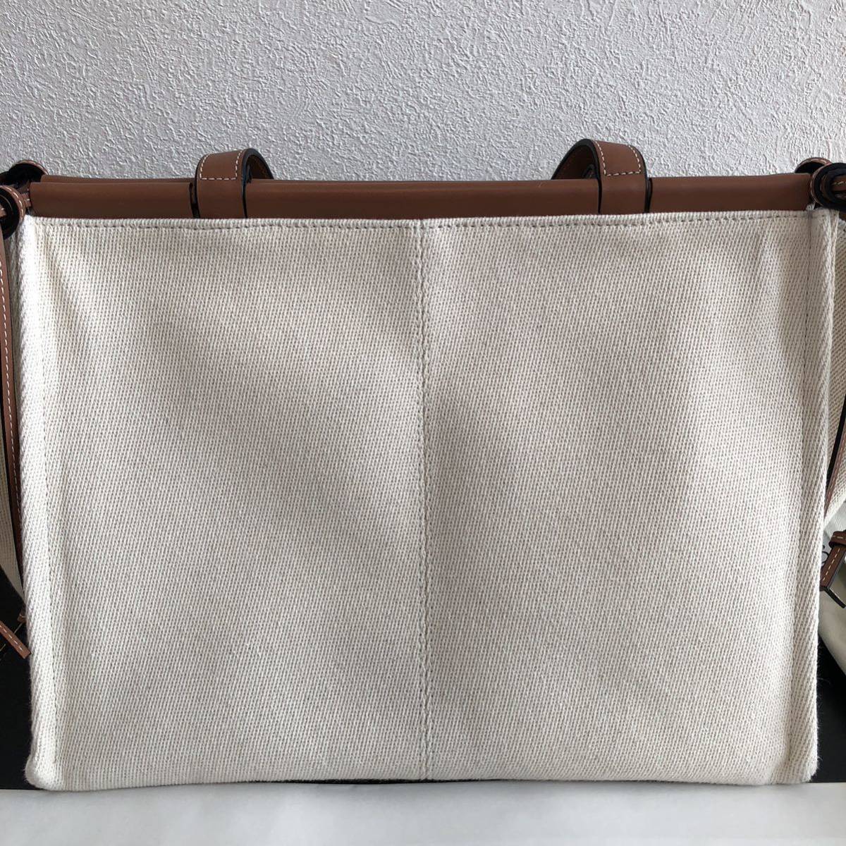 LOEWE ロエベ クッショントート ラージサイズ トートバッグ LOEWE ロエベ クッショントート ラージサイズ トートバッグ