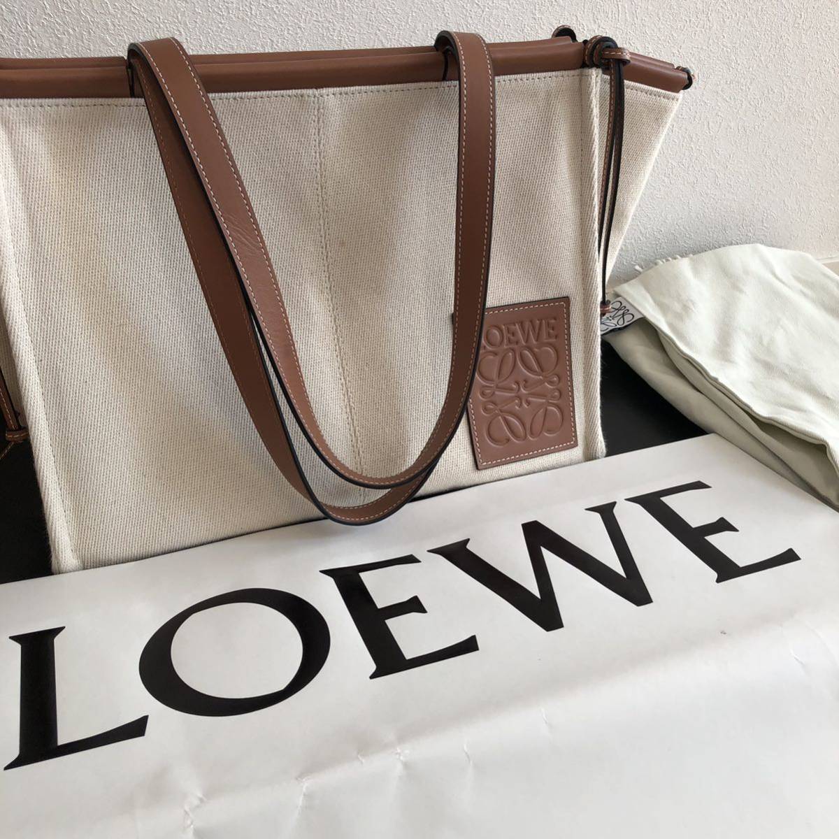 LOEWE ロエベ クッショントート ラージサイズ トートバッグ バッグ