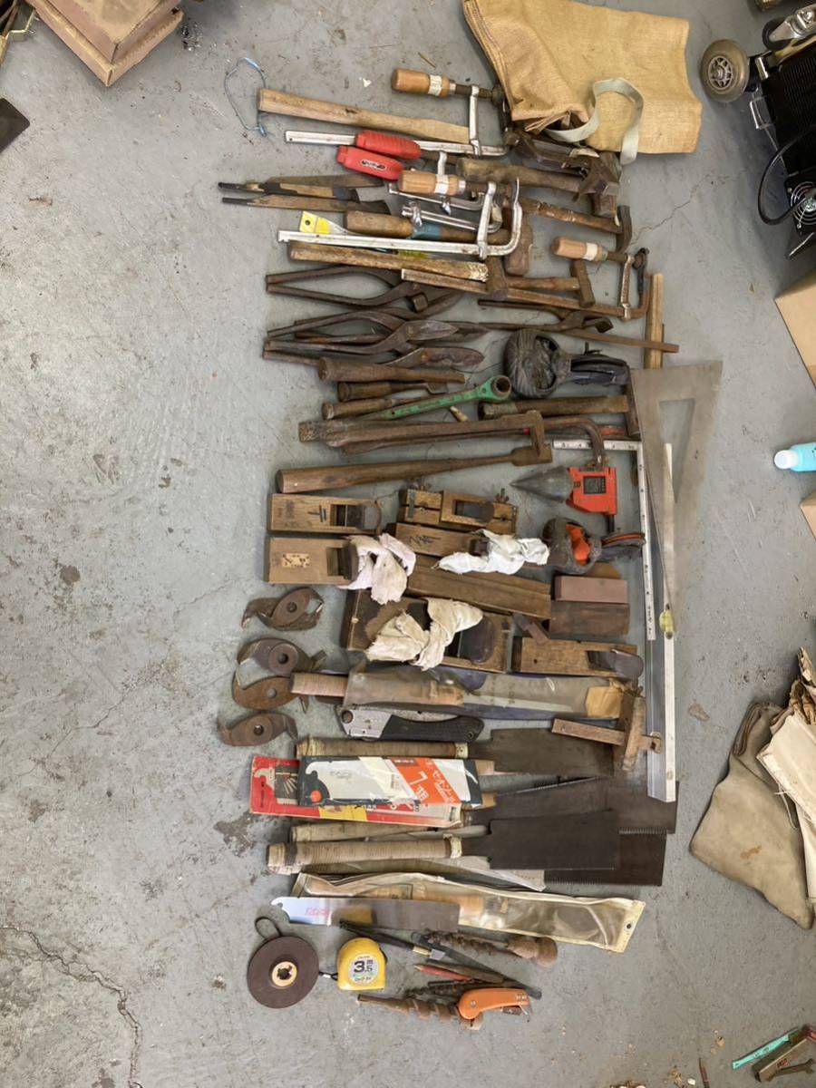 大きい割引 【工具】 昭和 大工さん 引退品 レトロ アンティーク 道具 かんな ノコギリ のみ ハンマー バール かな切りはさみ 墨壺 その他大工道具 鑿 大工道具一般 大きい割引 【工具】 昭和 大工さん 引退品 レトロ アンティーク 道具 かんな ノコギリ のみ ハンマー バール かな切りはさみ 墨壺 その他大工道具 鑿 大工道具一般