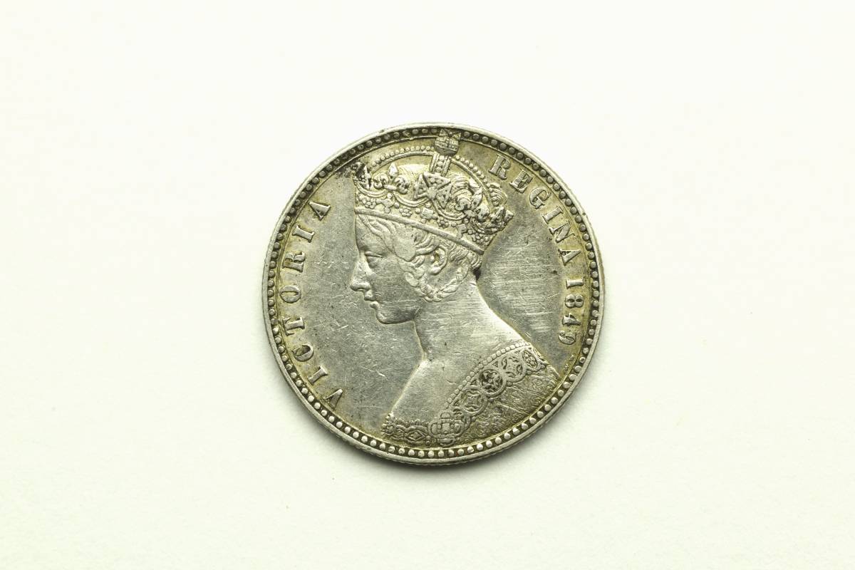 銘貨】イギリス☆ゴッドレス・フローリン1849年ヴィクトリア女王 銘貨】イギリス☆ゴッドレス・フローリン1849年ヴィクトリア女王