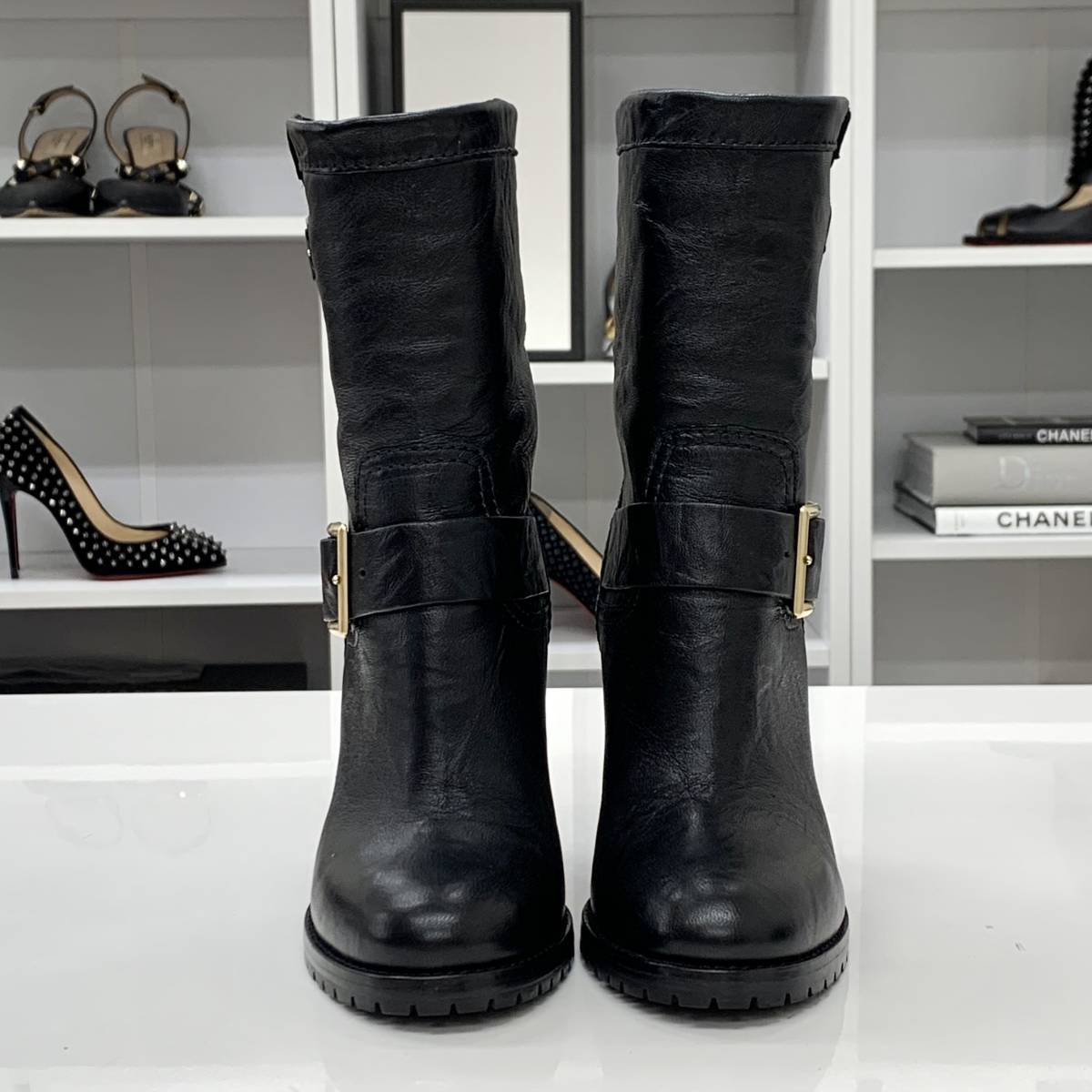 4251 Jimmy Choo leather wrinkle processing belt short boots black 