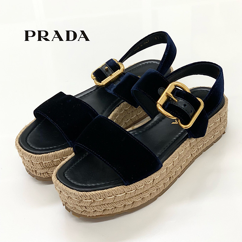 レビュー投稿で選べる特典 Prada プラダ ベルベットウエッジサンダル