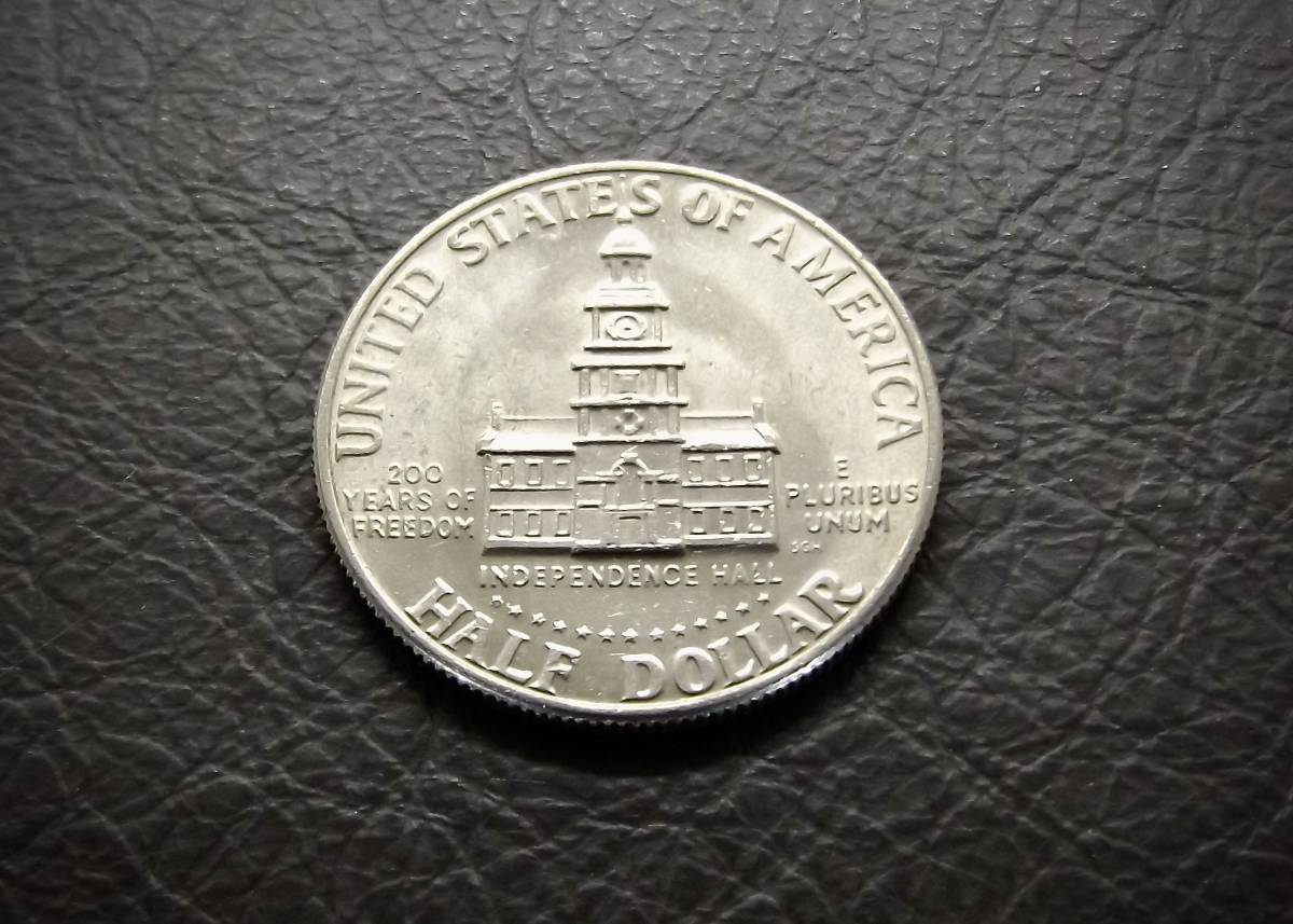 美品  ケネディ1776-1976 建国２００年記念50セント硬貨 D刻印 送料無料です。 （15651） USA 貨幣 硬貨 アメリカの画像2