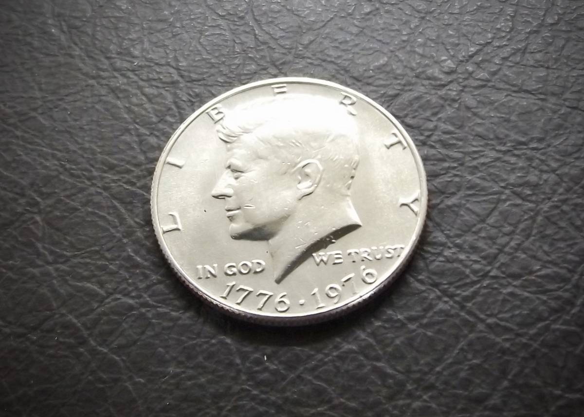 アメリカ ケネディ50セント硬貨 建国200年記念 50枚 Yahoo!オークション - ケネディ1776-1976 建国200年記念50
