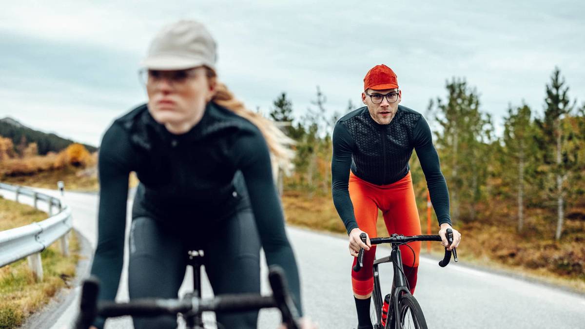 カフェドシクリステ ビブニッカー けんたさん オレンジ 七分丈 ビブショーツ Cafe du Cycliste ローラー 富士ヒル乗鞍ハルヒルの画像6