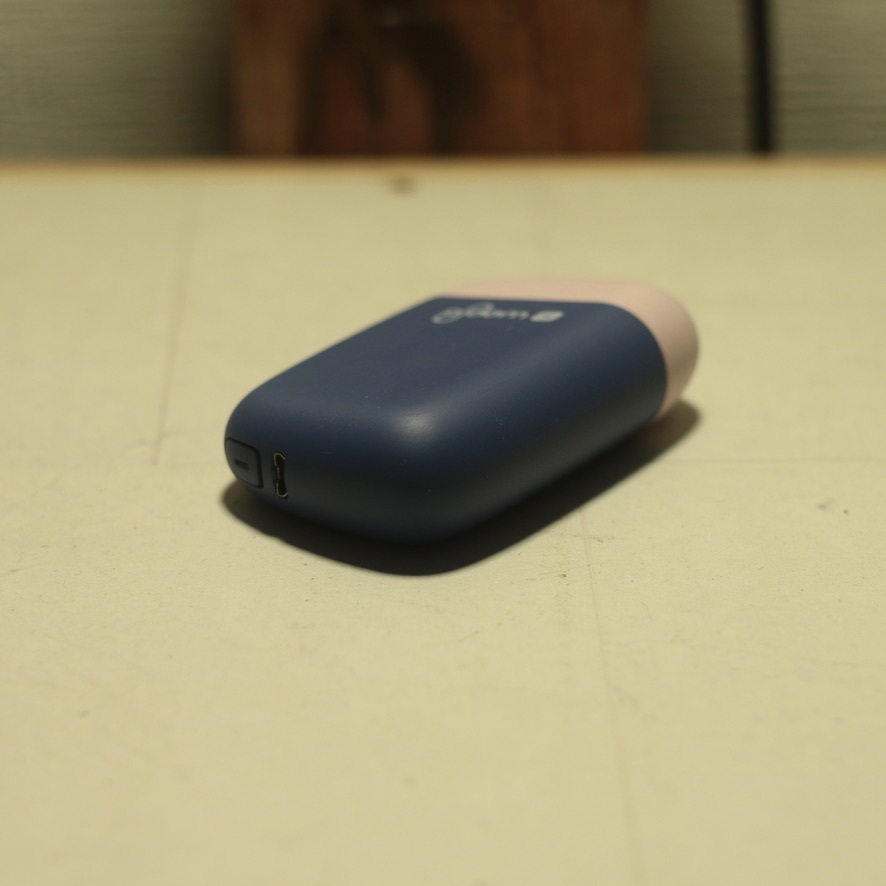 ploom S プルームエス 喫煙具 使用回数少 ピンク ネイビー 充電コード カードリッジおまけ 通電 使用可能 美品の画像6