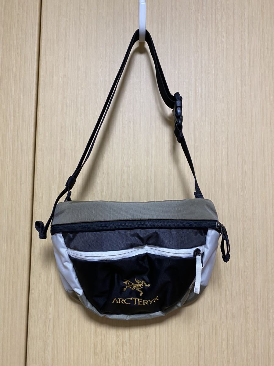 2022年ARC''TERYX × Beams Mantis2 Waistpack アークテリクス ビームス別注 マンティス2ウエストパック  マルチカラー 国内正規品 バッグ