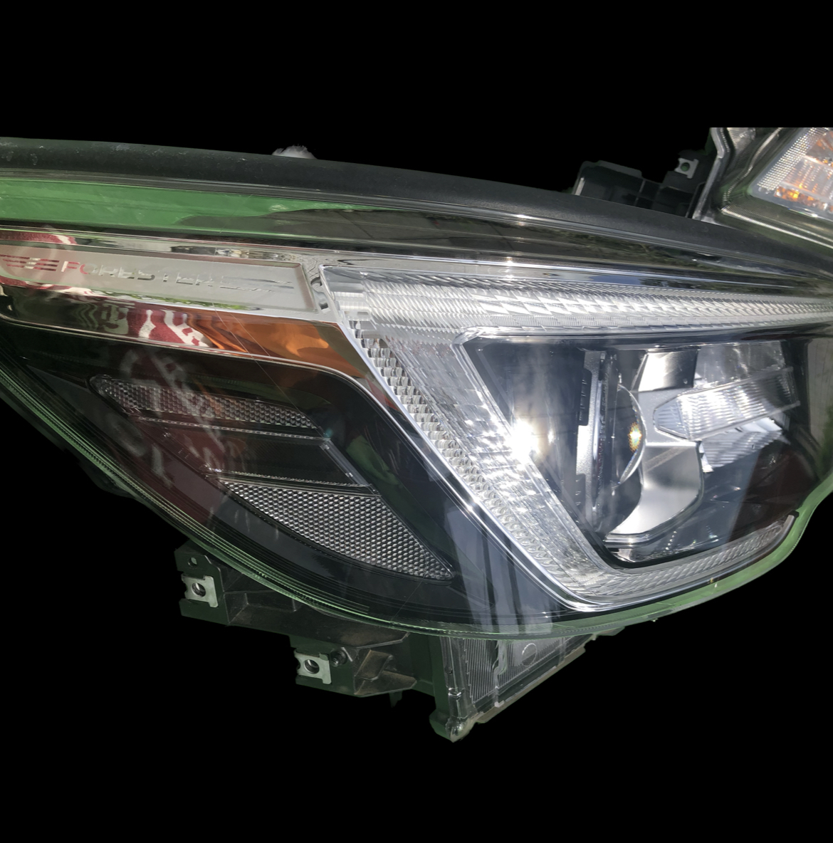 スバル フォレスター SK9 SKE 純正 LED ヘッドライトの画像2