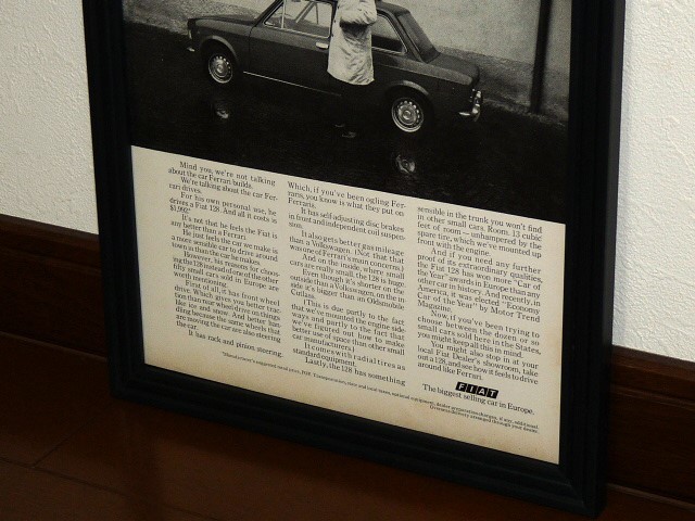 1972年 USA 70s 洋書雑誌広告 額装品 Fiat 128 フィアット (A4size) / 検索用 Ferrari フェラーリ 店舗 ガレージ 看板 ディスプレイ サイン_画像4