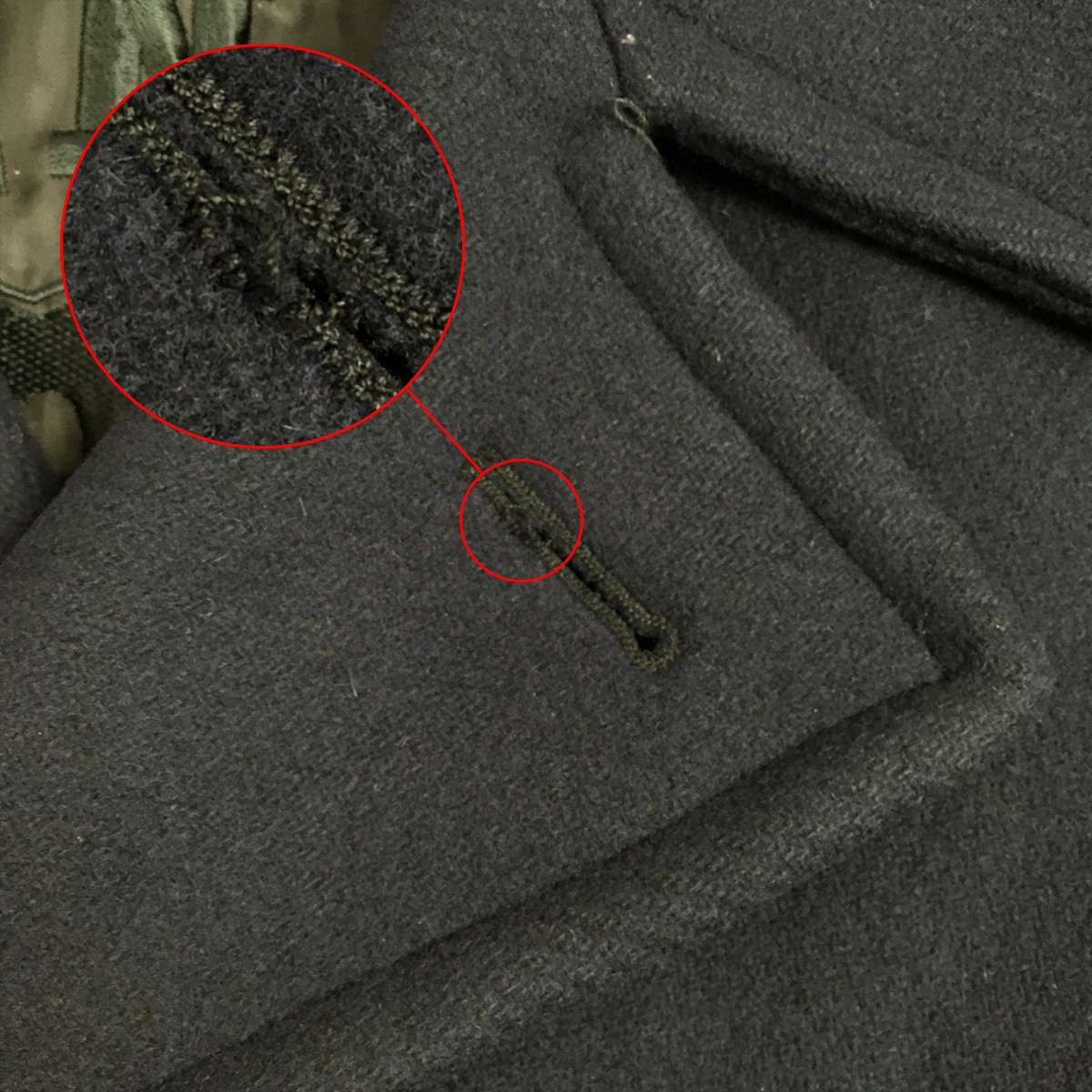STUDIO D'ARTISAN ステュディオ・ダ・ルチザン Pコート Sサイズ ネイビー_襟のボタンホールのかがり縫いに解れあり