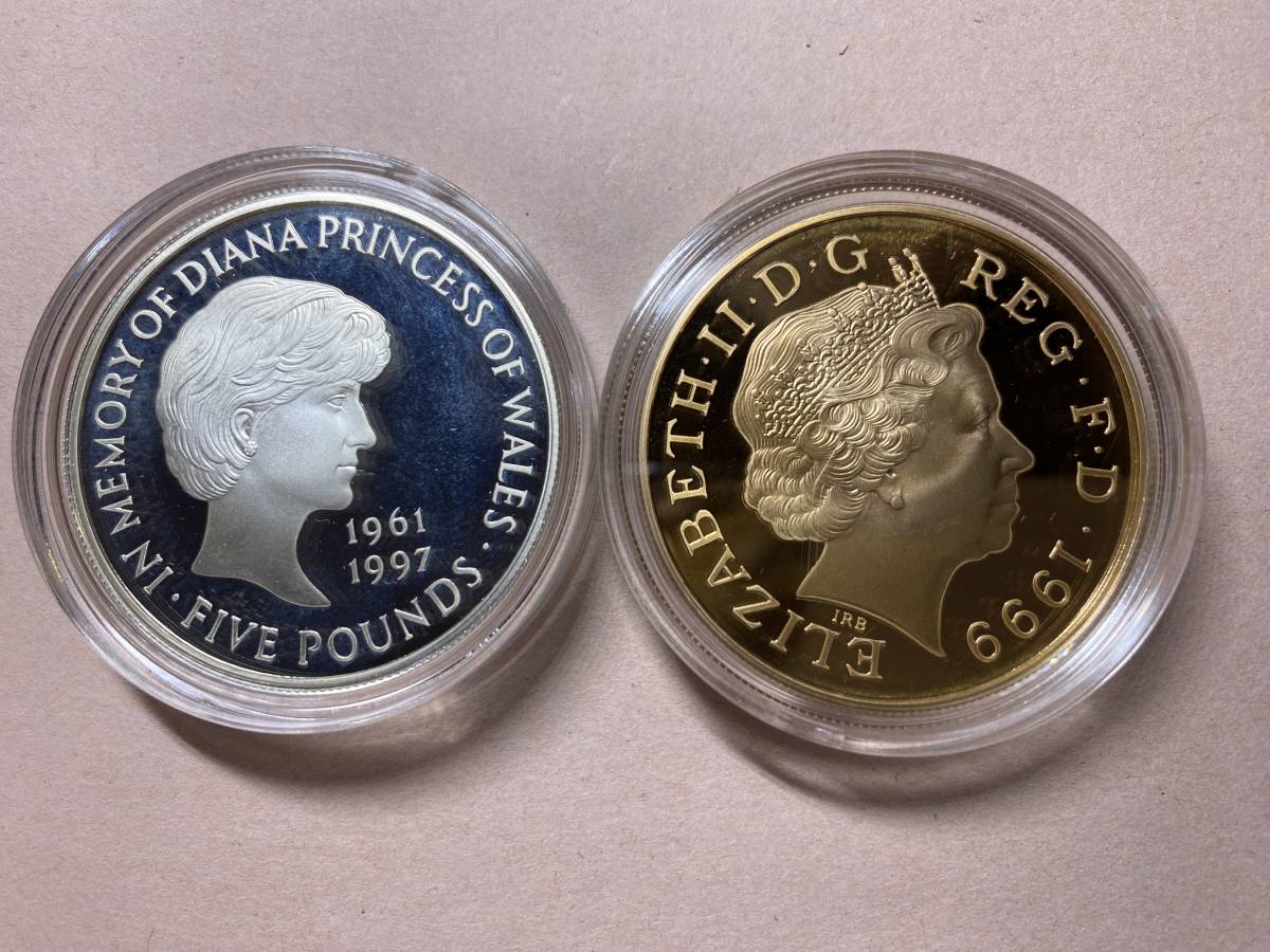 ☆ダイアナ妃 追悼記念 メモリアルコイン 5ポンド 金貨&銀貨 冊子☆C